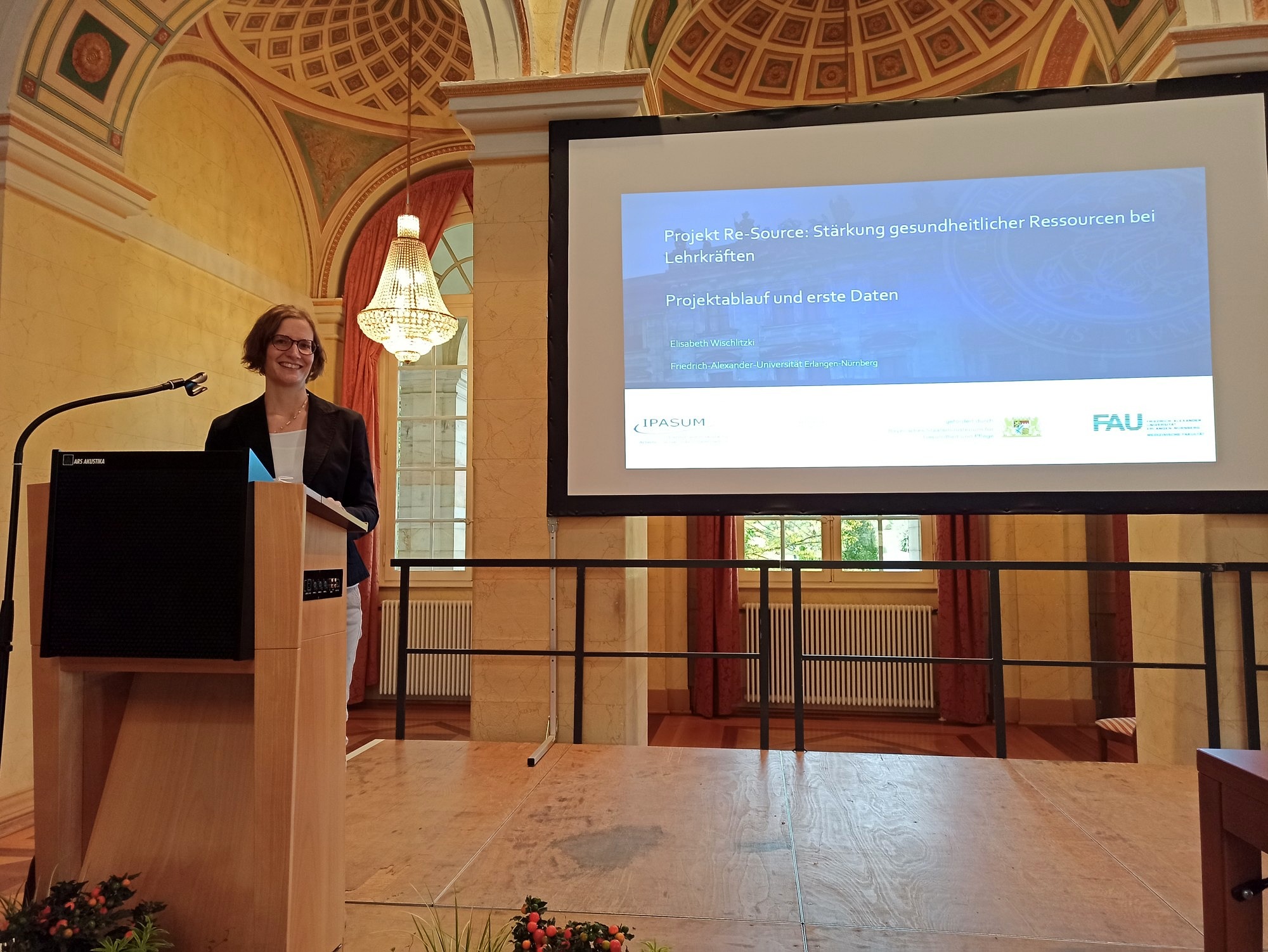 Projekt Re-Source: Stärkung gesundheitlicher Ressourcen bei Lehrkräften Projektablauf und erste Daten